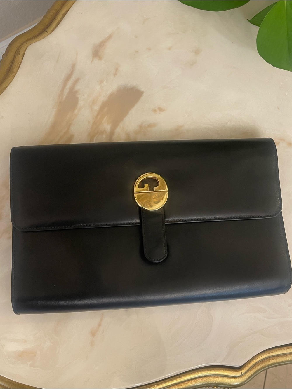Gucci Vintage black gold clutch shoulder crossbody bag